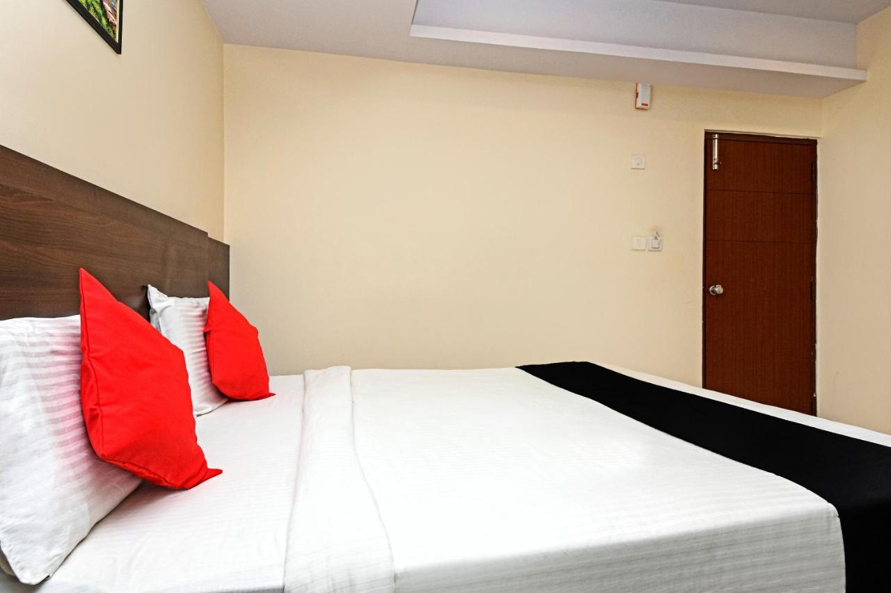 Capital O 76622 Hotel Raama Grand Mysore Buitenkant foto