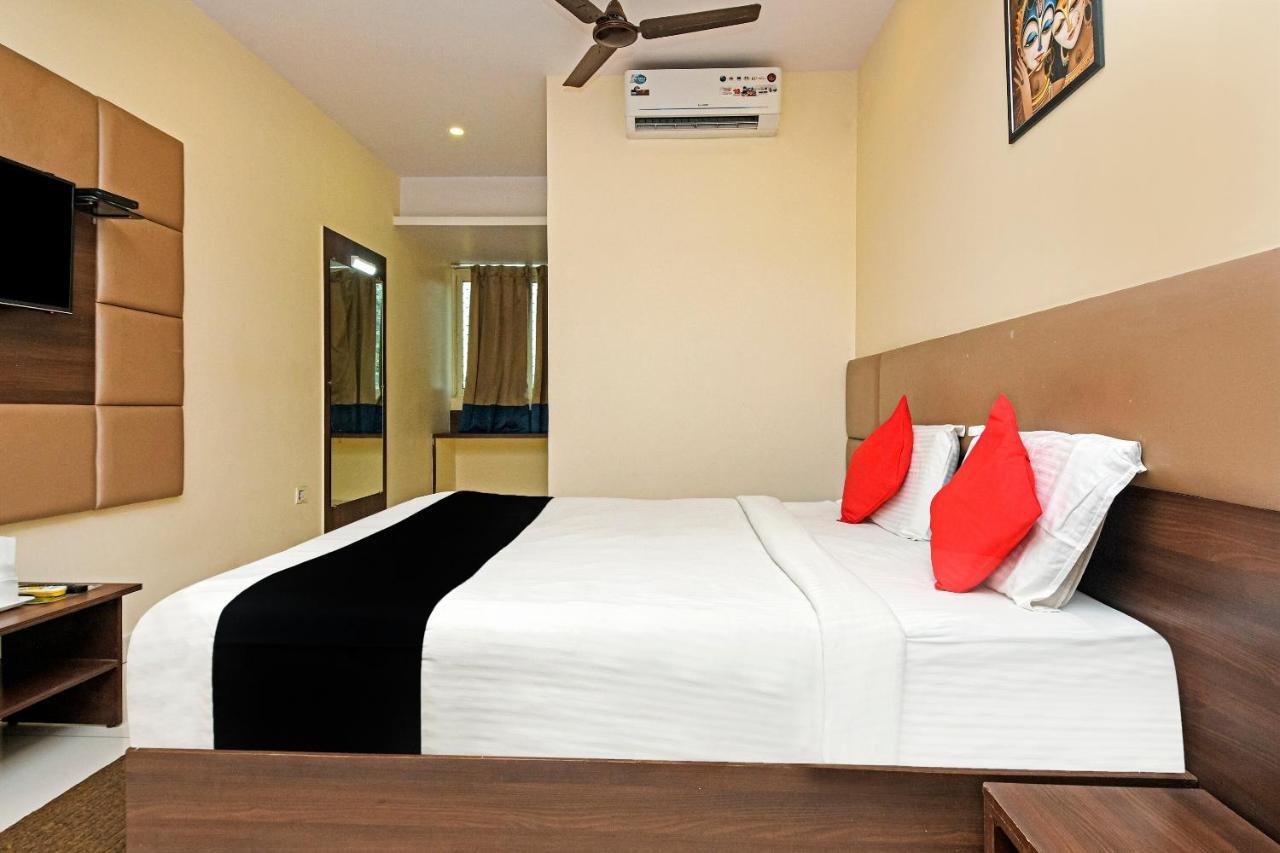 Capital O 76622 Hotel Raama Grand Mysore Buitenkant foto
